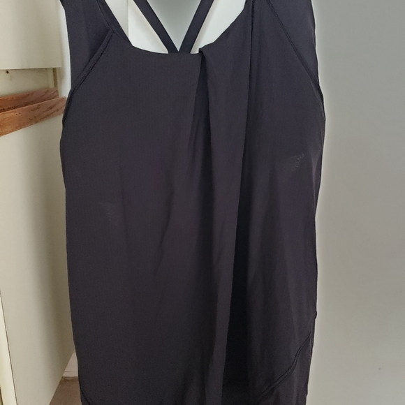 Lululemon Tank with Built in Bra - Picture 1 of 6